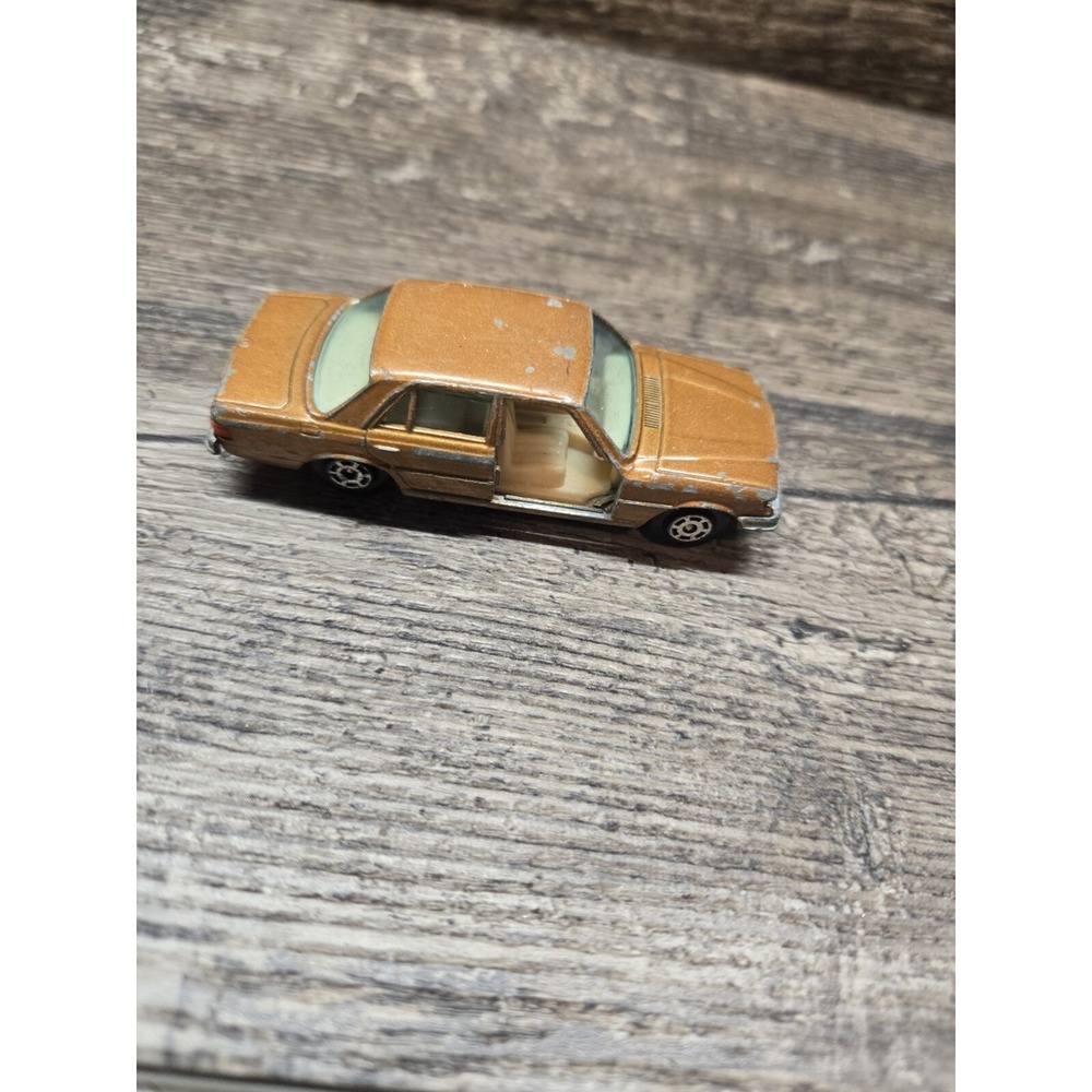 Vintage 70's Yatming Gold Mercedes 450 SEL‎ Sedan